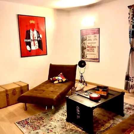 The Place Apartman *